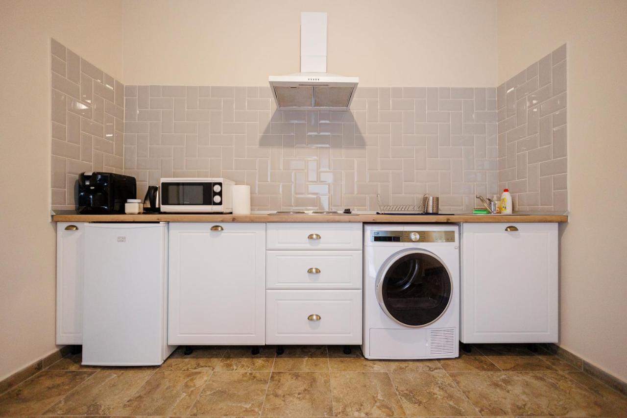 Jolie Flat In The Heart Of The *